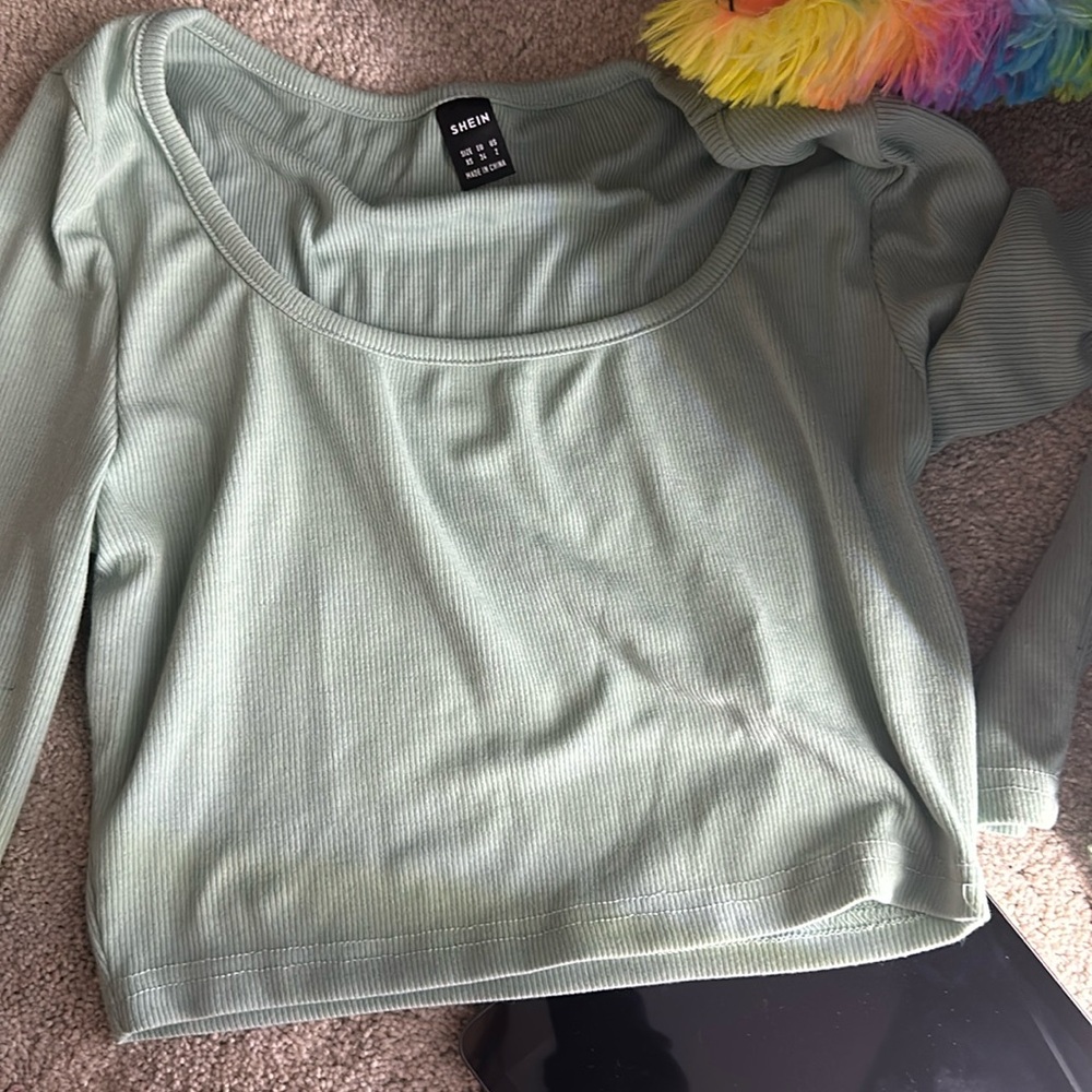 size small mint crop top long sleevev